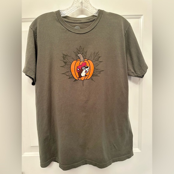 BUC-EE'S Tops - Buc-ee’s Fall Olive Green Graphic Tee-Women’s Size Medium